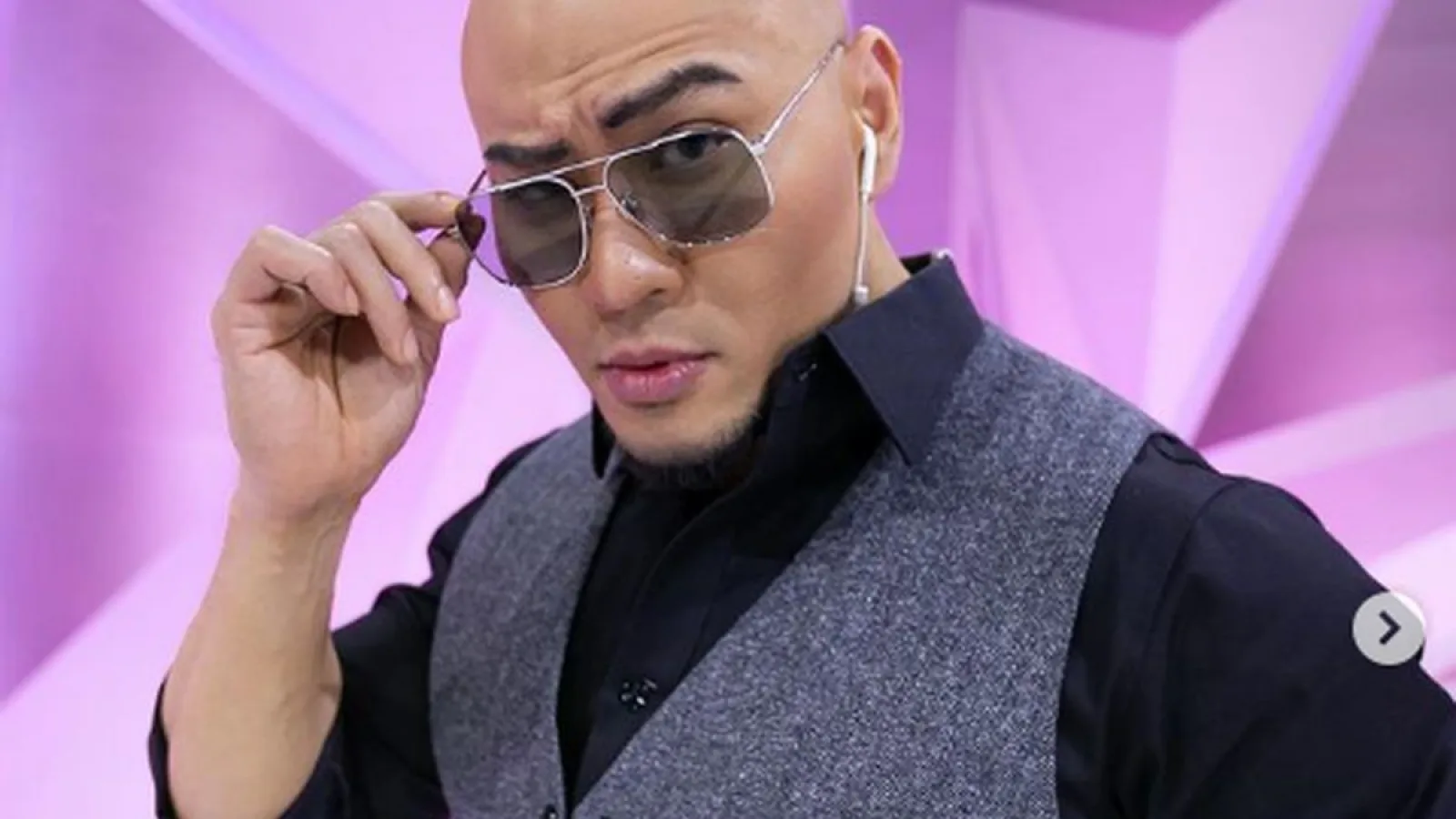 Protes Keras Deddy Corbuzier Terhadap Program Televisi yang Bahas Kematian Sang Ibu Tanpa Izin